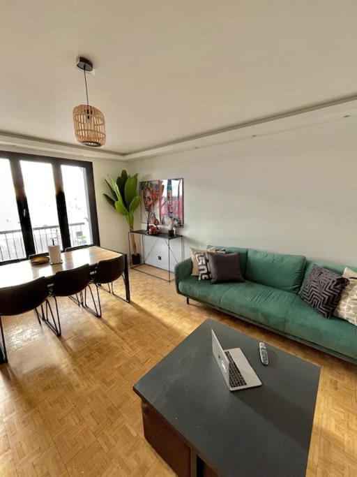 Magnifique Appartement Neuilly Sur Marne Entre Paris Et Disneyland 外观 照片