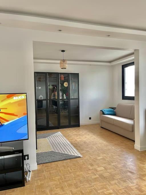 Magnifique Appartement Neuilly Sur Marne Entre Paris Et Disneyland 外观 照片