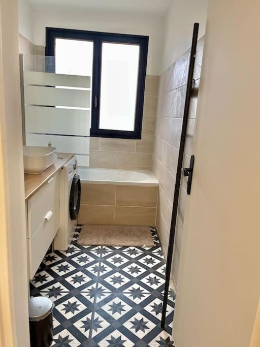 Magnifique Appartement Neuilly Sur Marne Entre Paris Et Disneyland 外观 照片